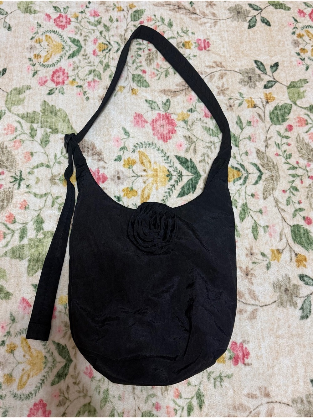 BAGGU x UO Rosette Small Black Bag